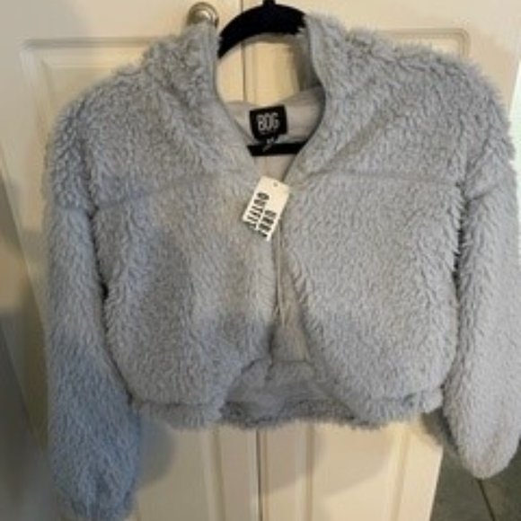 Urban Outfitter's Lavendar Crop Sherpa - Picture 2 of 3